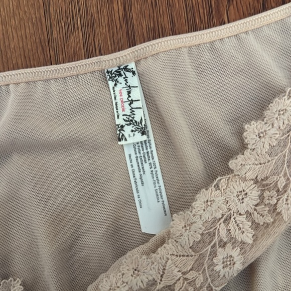 Free People Sheer Lace Panties | Cream Nude | Size Small | NWOT - Picture 2 of 2